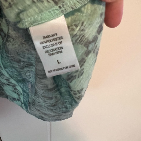 Two Tops - Large - Picture 6 of 11